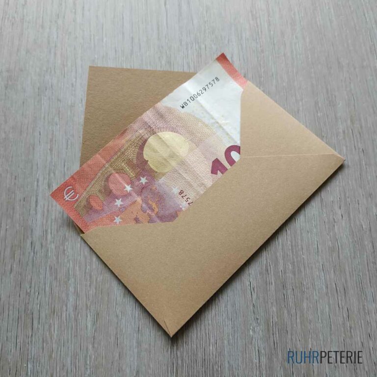 Geldgeschenk Briefumschlag schmal, handgemacht von Papeterie Online Shop Bochum