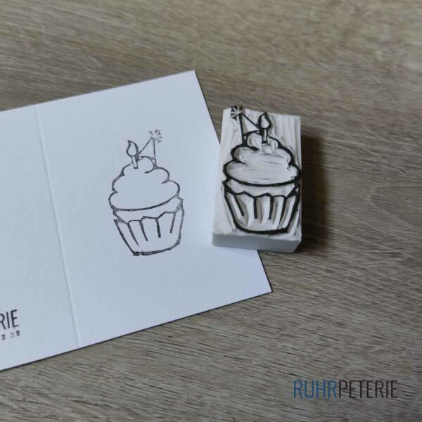 geburtstagskarte-zum-ausmalen-cupcake-von-papeterie-online-shop-bochum